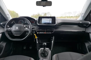 Peugeot 2008 Peugeot 2008 1.2 PureTech Active Pack - Gris Platinium - Carplay/Nav/Cruise - afbeelding nr 18