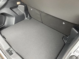 Toyota Yaris Cross Toyota Yaris Cross 1.5 Hybrid 130 Dynamic | Comfort Pack | Sensoren v/a | Stoelverw - afbeelding nr 26