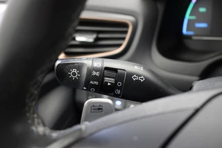 Hyundai IONIQ Hyundai IONIQ Comfort - Carplay, Camera, SOH 100% - afbeelding nr 24