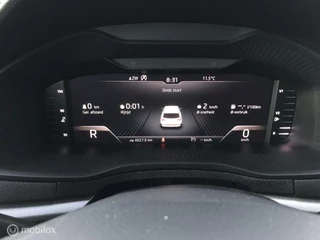 Škoda Karoq Skoda Karoq 1.0 TSI Ambition Business Trekhaak Panoramadak Mooie uitstraling Virtuele cockpit - afbeelding nr 15