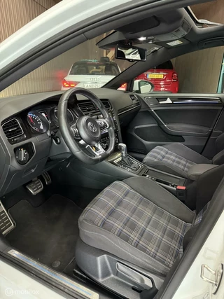 Volkswagen Golf Volkswagen Golf 1.4 TSI GTE PANO - afbeelding nr 15