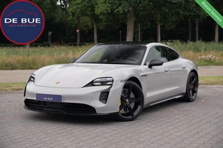 Porsche Taycan 4S Performance Plus 84 kWh|Krijt|Keramisch|€ 181.000 Np|1Eig|Org NL NAP|SportDesign|Achterasbesturing|Olea|SportChrono|Carbon|Warmtepomp|BOSE|Dealer Onderhouden