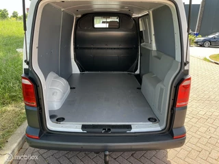 Volkswagen Transporter Volkswagen Transporter 2.0 TSI Benzine + Airco | Trekhaak - afbeelding nr 8