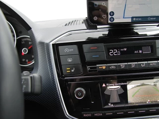 Volkswagen up! Volkswagen up! Active 5drs. Clima | Cruise | Camera | Vol! - afbeelding nr 24