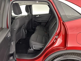 Ford Kuga (INCL-BTW) *DIGI-COCKPIT | ADAPTIVE-CRUISE | BLINDSPOT | PARK-PILOT | CAMERA | NAVI-FULLMAP | HEATED-SEATS | COMFORT-SEATS | ECC | CARPLAY | PDC | DAB | LANE-ASSIST | 17''ALU* - afbeelding nr 9