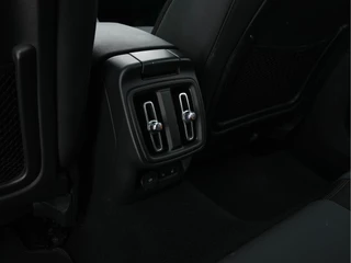 Polestar 2 (INCL-BTW) *PANO | NAVI-FULLMAP | HARMAN/KARDON-AUDIO | FULL-LED | KEYLESS | TOPVIEW | LANE-ASSIST | DIGI-COCKPIT | DAB+ | SPORT-SEATS | CARPLAY | TOWBAR | BLINDSPOT | 20''ALU* - afbeelding nr 27
