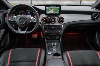 Mercedes-Benz GLA Mercedes-Benz GLA-klasse AMG 45 4MATIC | Schaalstoelen - afbeelding nr 20