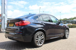 BMW X4 BMW X4 (f26) xDrive 35i 306pk 6-cilinder Aut. M-Sport / High Executive | Carbon-zwart | Navigatie pro | - afbeelding nr 3