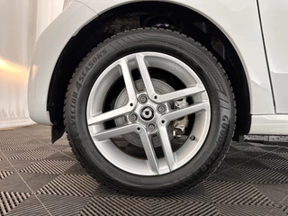 Smart Forfour Smart Forfour EQ Essential 18 kWh [ 3-Fase ] (INCL-BTW) Aut. *FULL-LEATHER | AIRCO | CRUISE | DAB+ | COMFORT-SEATS | 15''ALU* - afbeelding nr 24