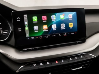 Škoda Octavia Automaat (APPLE CARPLAY, GROOT NAVI, VIRTUAL COCKIT, CAMERA, STOELVERWARMING, SPORTSTOELEN, LED KOPLAMPEN, CRUISE, PARKEERSENSOREN, NIEUWE APK, NIEUWSTAAT) - afbeelding nr 8