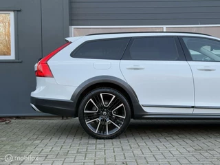 Volvo V90 Volvo V90 Cross Country 2.0 D4 AWD Geartronic-8 /Pilot Assist/Aut.inparkeren/Trekhaak/Adap CC/Winterline/21inch/Dealer onderhouden. - afbeelding nr 46