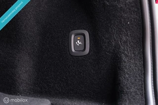 Volvo XC60 Volvo XC60 2.0 Recharge T8 AWD R-Design 390 pk | Trekhaak | Schuifdak | Dealer onderhouden | Camera | DAB | Stoel + stuurwiel verwarming | rijklaar incl garantie | - afbeelding nr 38