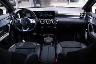 Mercedes-Benz A-Klasse Mercedes A-klasse A250e AMG|PANO|18''|CARPLAY|PLUG-IN|SFEERV - afbeelding nr 8