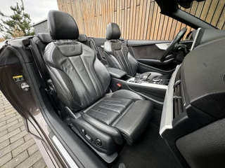 Audi A5 Audi A5 Cabriolet 2.0 TFSI quattro Pro Line S 252pk | Leer | LED verlichting | Stoelverwarming | Climate control | Cruise control | DAB radio | Keyless entry | Elektrische stoelen | Parkeersensoren voor en achter - afbeelding nr 39