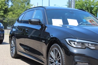 BMW 3 Serie BMW 3-Serie Touring (g21) 330e 292pk Aut Hybrid M-Sport Business Edition Plus | PanoramaDak | Trekhaak wegklapbaar | 360° Camera  | Nwpr €72.000,- | - afbeelding nr 56