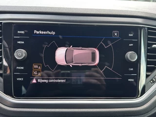 Volkswagen T-Roc Volkswagen T-Roc 1.5 TSI DSG R-LINE TREKHAAK/BEATS-AUDIO/NAVI/ACC/PDC - afbeelding nr 26