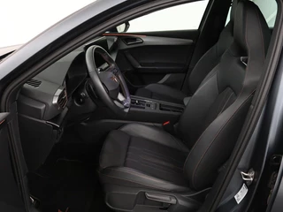 CUPRA Leon Cupra Leon 1.4 e-Hybrid VZ | 245pk | Stuurverwarming |  Navigatie | Sfeerverlichting | Full LED | Keyless | Sportstoelen | Magnetic Tech Matt | PHEV - afbeelding nr 4