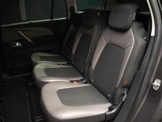 Citroën Grand C4 Spacetourer Citroen Grand C4 SpaceTourer 1.2 PureTech Shine Sport (PANORAMADAK,NAVI,CAMERA,LM VELGEN,GETINT,PDC,CRUISE,CLIMATE,NETTESTAAT) - afbeelding nr 23