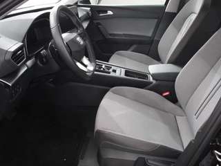 SEAT Leon SEAT Leon 1.0 eTSI 110pk DSG Style Navigatie Apple Carplay/ Android Auto Camera Parkeersensoren Stoel- en stuurverwarming Cruise Control Virtual Cockpit Climate Control - afbeelding nr 9