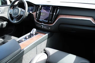 Volvo XC60 | Trekhaak | 360 Camera | H&K | Panoramadak - afbeelding nr 6