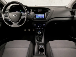 Hyundai i20 Hyundai i20 1.0 T-GDI Active Sport (NAVIGATIE, CLIMATE, STOELVERWARMING, GETINT GLAS, SPORTSTOELEN, LM VELGEN, PARKEERSENSOREN, CRUISE, NIEUWE APK, NIEUWSTAAT) - afbeelding nr 6