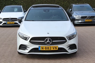 Mercedes-Benz A-Klasse Mercedes-Benz A-Klasse 180 Business Solution AMG / Panoramadak / Camera / Sfeerverlichting / Apple CarPlay / 18'' / DAB / Stoelverwarming / Cruise Control - afbeelding nr 8