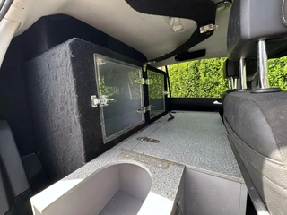 Volkswagen Touran Volkswagen Touran 2.0 TDI SCR EURO 6, HONDENAUTO, FACELIFT, NAVI, CRUISE, ECC-AIRCO, PARKEERSENSOREN, LICHTMETAAL 16