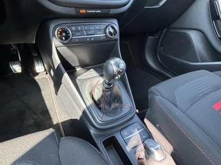Ford Fiesta Ford Fiesta 1.0 EcoBoost Hybrid ST-Line X 125PK Winterpack Climate Navi Cruise Camera Carplay Parkeersensoren LED 18