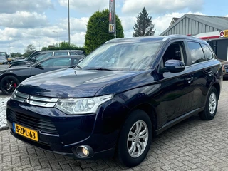 Mitsubishi Outlander - 388285952-0