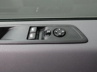 Opel Vivaro | Navigatie | Camera | Trekhaak | Airco | Cruise - afbeelding nr 8