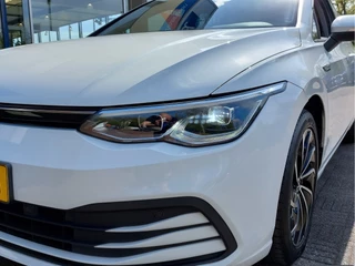 Volkswagen Golf 1.5 TSI 131pk 1st Edition | Origineel NL | Navi | Apple Carplay+Android Auto | Clima | Adap.Cruise | Led Koplampen | Stoel+Stuurwielverwarming | Rijstrook+Licht+Regensensor | Privacy Glass - afbeelding nr 51
