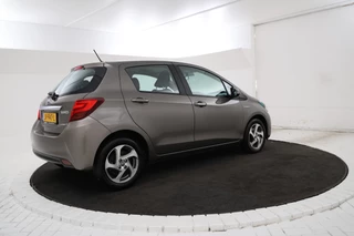 Toyota Yaris Automaat, 5 Deurs, Camera, Airco - afbeelding nr 3