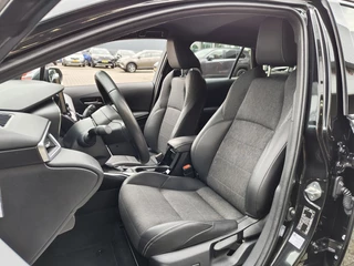 Toyota Corolla Touring Sports Toyota Corolla Touring Sports 1.8 Hybrid Business Plus | Navi | Keyless Entry | Stoelverwarmin - afbeelding nr 26