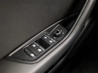 Audi A4 Audi A4 Limousine 2.0 TFSI Ultra Sport 191Pk Automaat (VIRTUAL COCKPIT, GROOT NAVI, CLIMATE, STOELVERWARMING, SPORTSTOELEN, PARKEERSENSOREN, LED KOPLAMPEN, NIEUWE APK, NIEUWSTAAT) - afbeelding nr 24