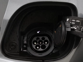 Mercedes-Benz E-Klasse Mercedes-Benz E-klasse 300e Business Solution AMG | Leder | Trekhaak |  Stoelverwarming | 360 camera | Carplay | Sfeerverlichting | Matrix LED | Keyless | Navigatie - afbeelding nr 22