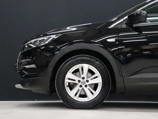 Opel Grandland X [CARPLAY, CRUISE CONTROL, CAMERA, TREKHAAK, STUUR EN STOEL VERWARMING, DENON GELUIDSINSTALLATIE, NAVIGATIE, NIEUWSTAAT] - afbeelding nr 24