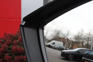 Citroën C5 X Citroen C5 X 1.6 Plug-in 225PK Hybrid BUSINESS PLUS | HEAD UP DISPLAY | ELEKTRISCH BEDIENBARE VOORSTOELEN MET GEHEUGENFUNSCTIE | KEYLESS ENTRY/START | ACHTERUITRIJ CAMERA | LEDEREN BEKLEDING | AFNEEMBARE TREKHAAK | DODEHOEK DETECTIE | STOEL/STUUR VERWARMING | DRAADLOZE TELEFOONLADER | DRAADLOZE APPLE CARPLAY/ANDROID AUTO | MASSAGE STOELEN | NAVIGATIE | ADAPTIVE CRUISE CONTROL | - afbeelding nr 38