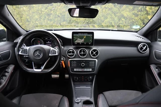 Mercedes-Benz A-Klasse Mercedes A-klasse 180 AMG Night Edition Plus Automaat|Leder|Airco|Cruise|Pdc|Iso-Fix - afbeelding nr 3