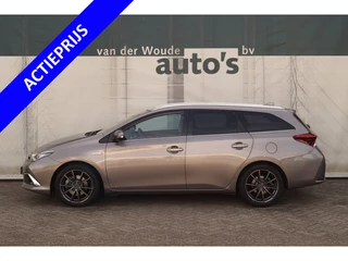 Toyota Auris Toyota Auris Touring Sports 1.8 Hybrid Pro Executive -LEER-PANO- - afbeelding nr 1
