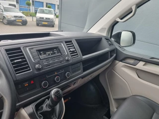 Volkswagen Transporter Volkswagen Transporter 2.0 TDI L2H1 Airco Trekhaak Sidebars - afbeelding nr 29