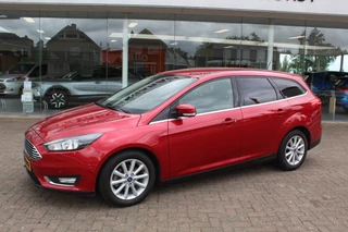 Ford Focus Ford Focus Wagon 1.0 Titanium Edition , 125pk Climate control , Navigatie , Cruise control , LED dagrijverlichting Parkeersensoren V+A , Voorruitverwarming , Sony Audio - afbeelding nr 2