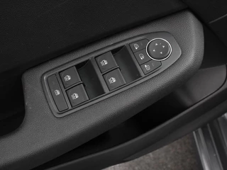 Mitsubishi Colt Mitsubishi Colt 1.6 HEV Automaat Intense Navigatie d.m.v. Apple Carplay/Android Auto Camera Climate Control Cruise Control Lichtmetalen velgen Extra Getint Glas Digitale Cockpit - afbeelding nr 12