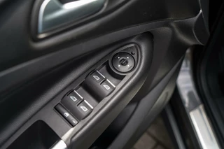 Ford Kuga Ford Kuga 1.5 EcoBoost ST Line PANO / CAMERA / STUURVERWARMING - afbeelding nr 23