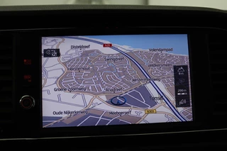 SEAT Leon SEAT Leon 1.5 TSI FR Ultimate Edition Black | Panoramadak |  Stoelverwarming | BEATS Pack | Carplay | Adaptive cruise | Navigatie | Keyless | Full LED - afbeelding nr 10