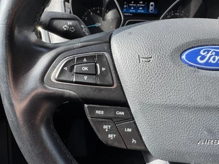 Ford Focus Ford Focus 1.0 Titanium Airco/Lichtmetalen velgen/Navi/Parkeersensoren - afbeelding nr 18