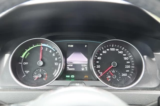 Volkswagen Golf Volkswagen Golf 1.4 TSI GTE Leder|Panoramadak|18inch|Stoelverwarming - afbeelding nr 10