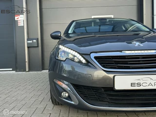 Peugeot 308 Peugeot 308 1.2 PureTech Allure  Pano | Led | Grote Navi - afbeelding nr 3
