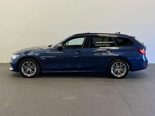 BMW 3 Serie BMW 3-serie Touring 320e Sportline Aut-8 Panoramadak HUD Laser Licht Adaptive Cruise Trekhaak Leder Navi PDC VA - afbeelding nr 28