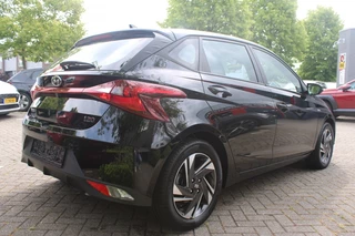 Hyundai i20 Hyundai i20 1.0 T-GDI Comfort Smart 