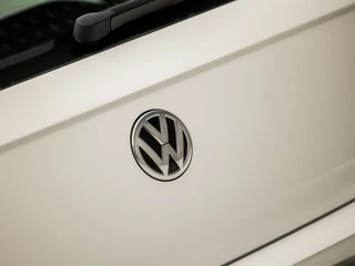 Volkswagen Polo (APPLE CARPLAY, CLIMATE, STOELVERWARMING, CRUISE, SPORTSTOELEN, LM VELGEN, ARMSTEUN, NIEUWE APK, NIEUWSTAAT) - afbeelding nr 28